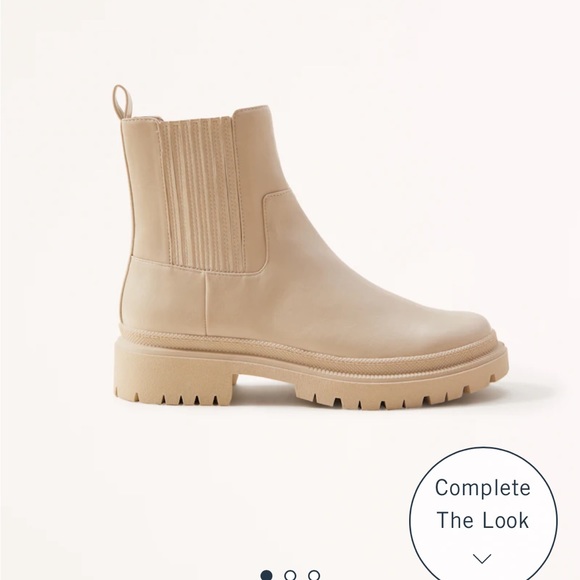 Chunky Chelsea Boots - Cream - A&F - Picture 3 of 11